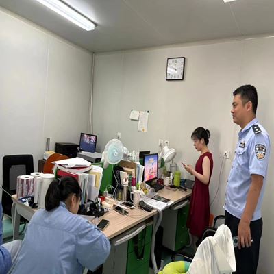利港派出所至我单位开展防网络谣言宣讲活动